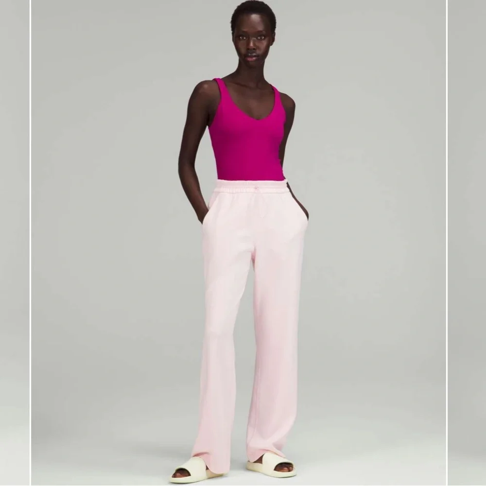 Lululemon Softstreme High-Rise Pant Strawberry Milkshake size 4 like new - Picture 2 of 15